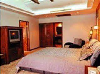 Golden City Hotel Foshan Exterior foto
